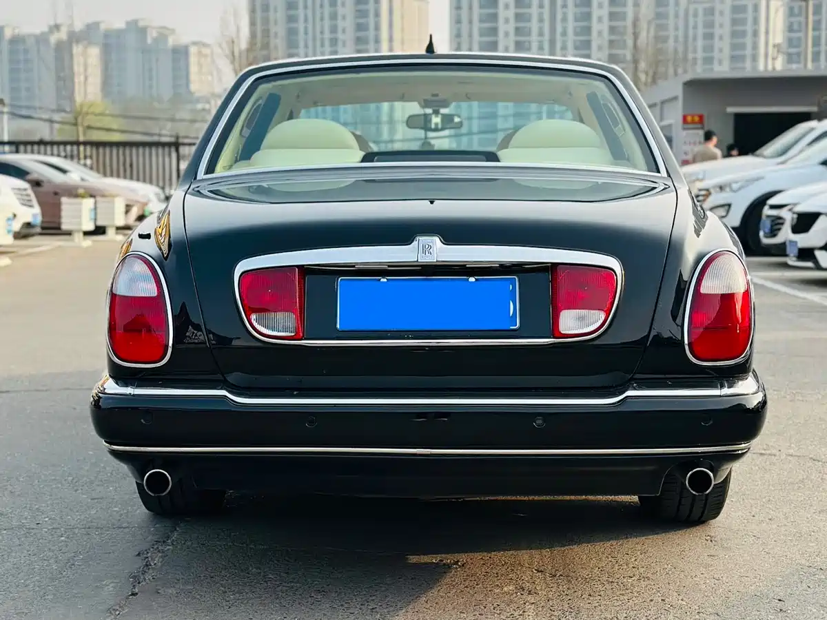Rolls-Royce Phantom 2004 Model 6.7L Standard Version фото 12