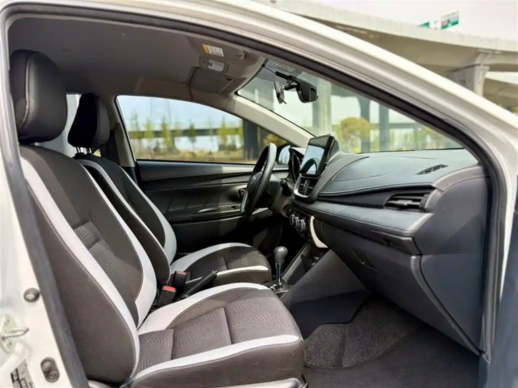 Toyota YARiS L Zhi Xuan 2020 1.5L CVT Leading Edition фото 4