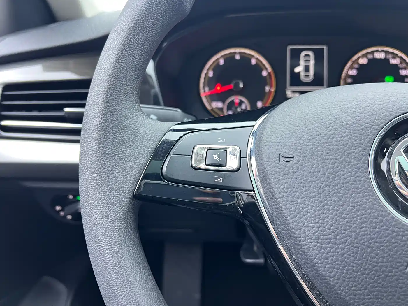 Volkswagen Lavida 2019 280TSI DSG Comfort Edition China VI фото 12