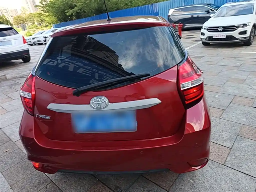 Toyota YARiS L Zhi Xuan 2019 1.5E CVT MeiDong Edition China VI фото 6