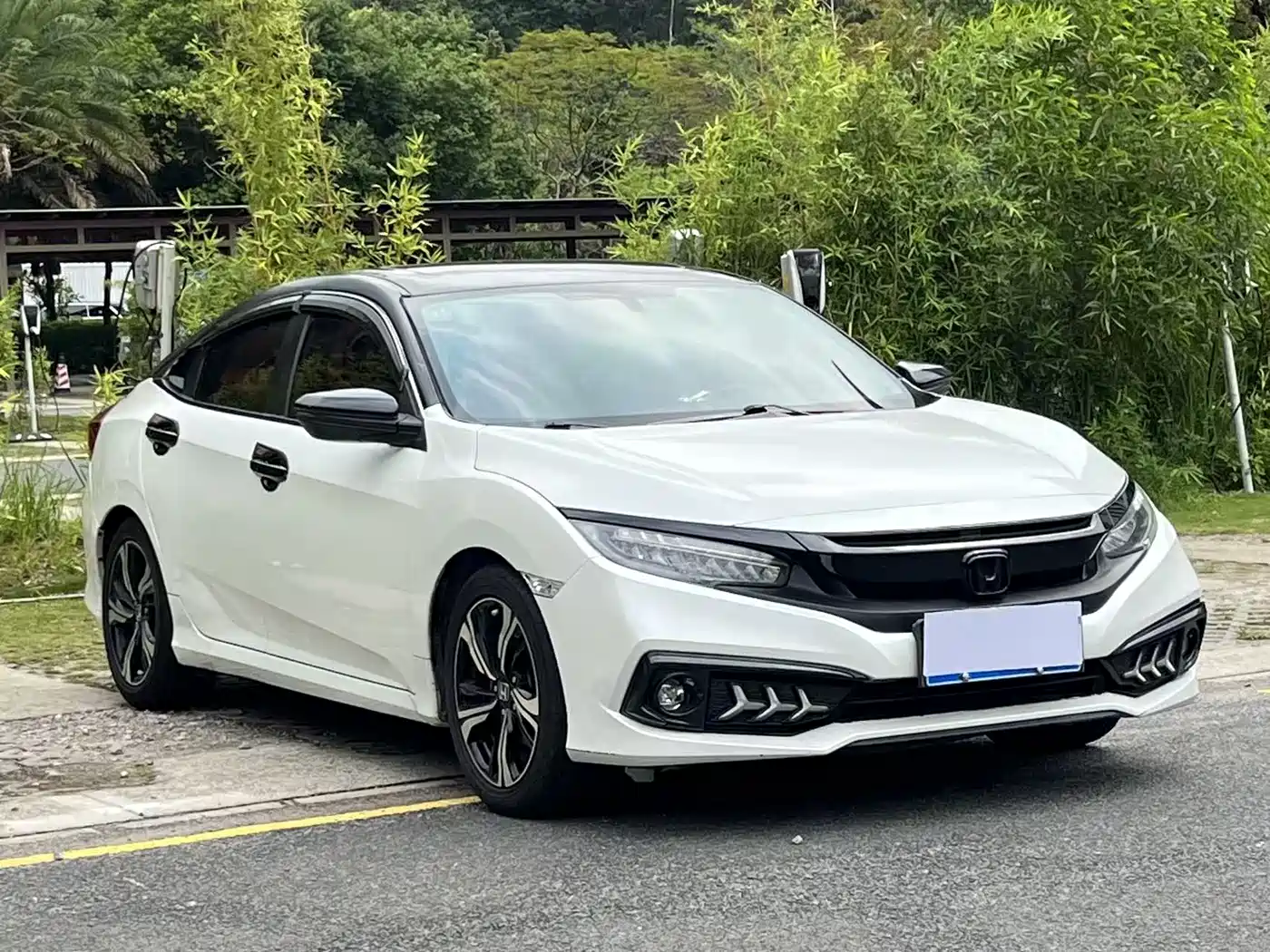 Фото 19 - Honda Civic