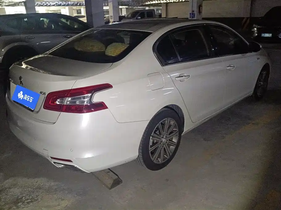 Peugeot 408 2014 1.6T Automatic Premium Edition фото 3