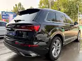 Photo 7 - Audi Q7