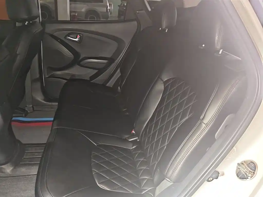 Hyundai Beijing Hyundai ix35 2015 2.0L Automatic 2WD Comfort China V фото 17