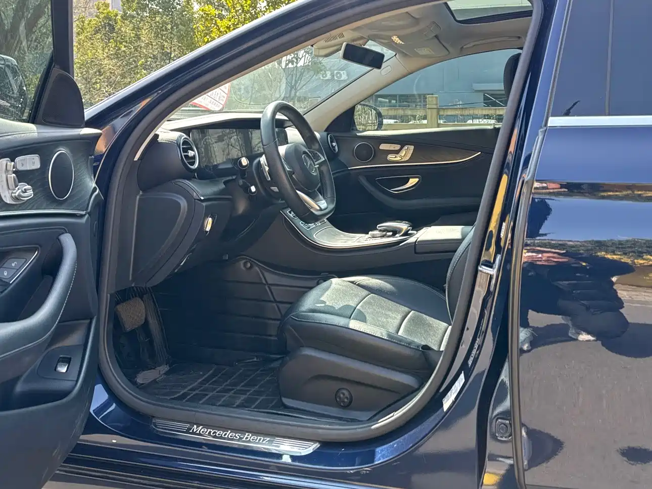 Mercedes-Benz E-Class 2018 Facelift E 300 L Sport Fashion фото 9