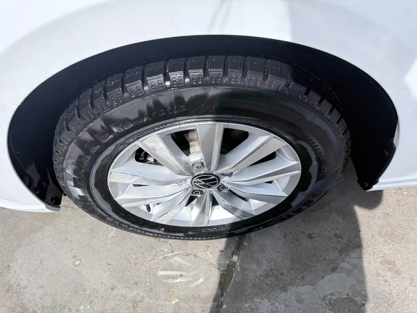 Volkswagen Lavida 2023 1.5L Auto Delight Edition фото 7