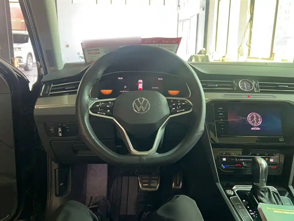 Volkswagen Magotan 2023 2 Million Units Anniversary Edition 330TSI DSG Leading Type фото 6