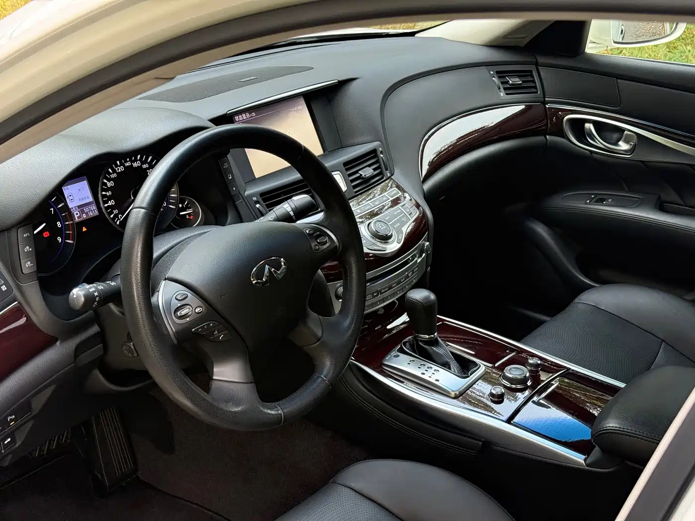 Infiniti Q70 2014 2013 Q70L 2.5L Premium