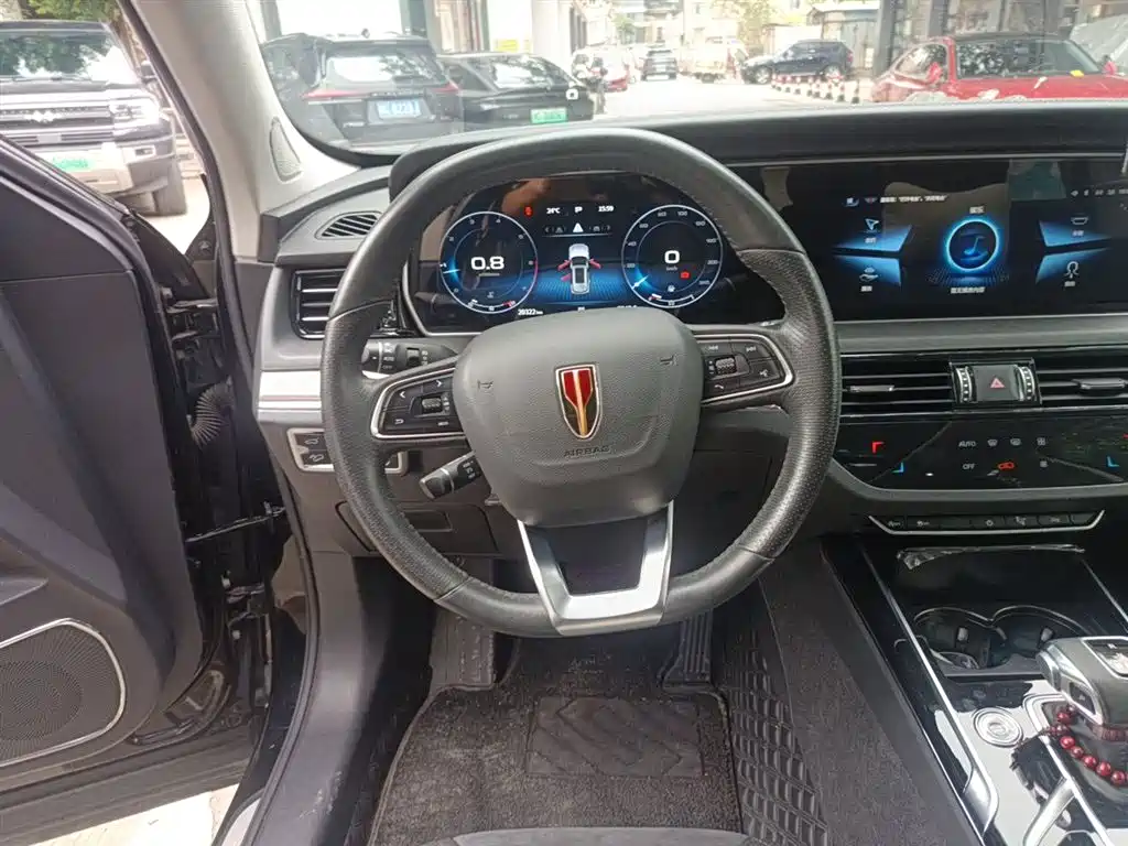 Hongqi HS5 2022 Facelift 2.0T Smart Flag Enjoyment Edition фото 7
