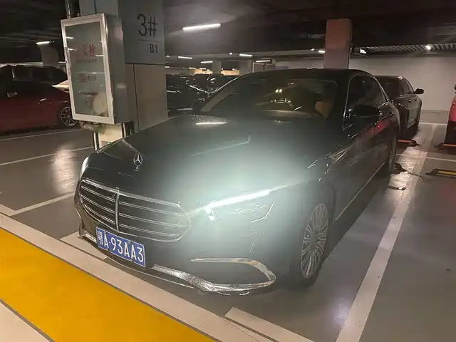 MERCEDES-BENZ E CLASS