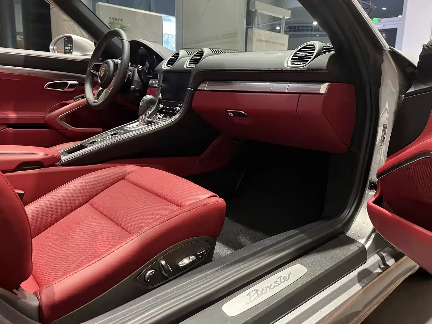 Porsche 718 2022 Boxster 2.0T фото 7