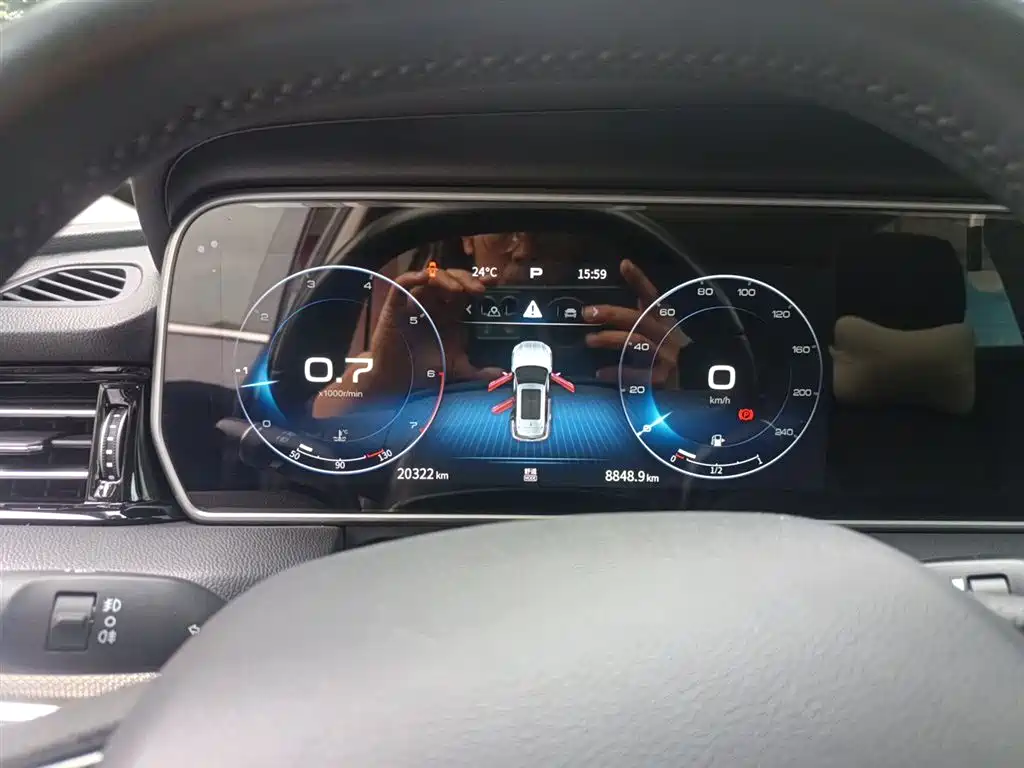 Hongqi HS5 2022 Facelift 2.0T Smart Flag Enjoyment Edition фото 8