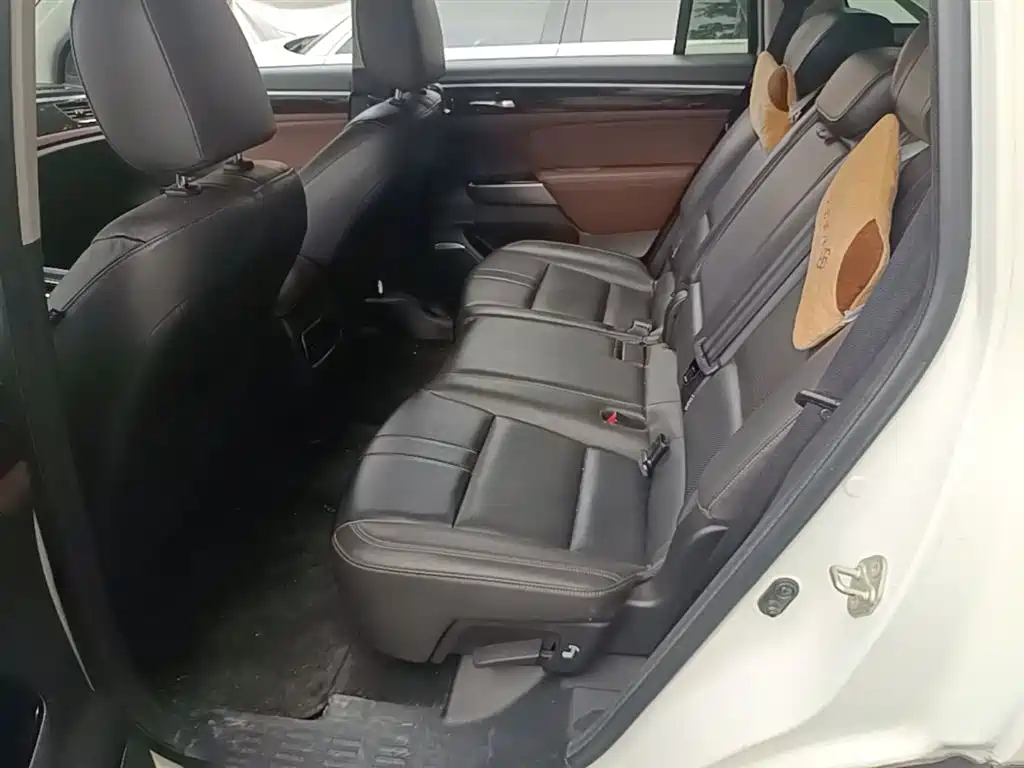 GAC Trumpchi Trumpchi GS8 2019 390T 2WD Luxury Smart Connect Edition (7-seater) фото 17