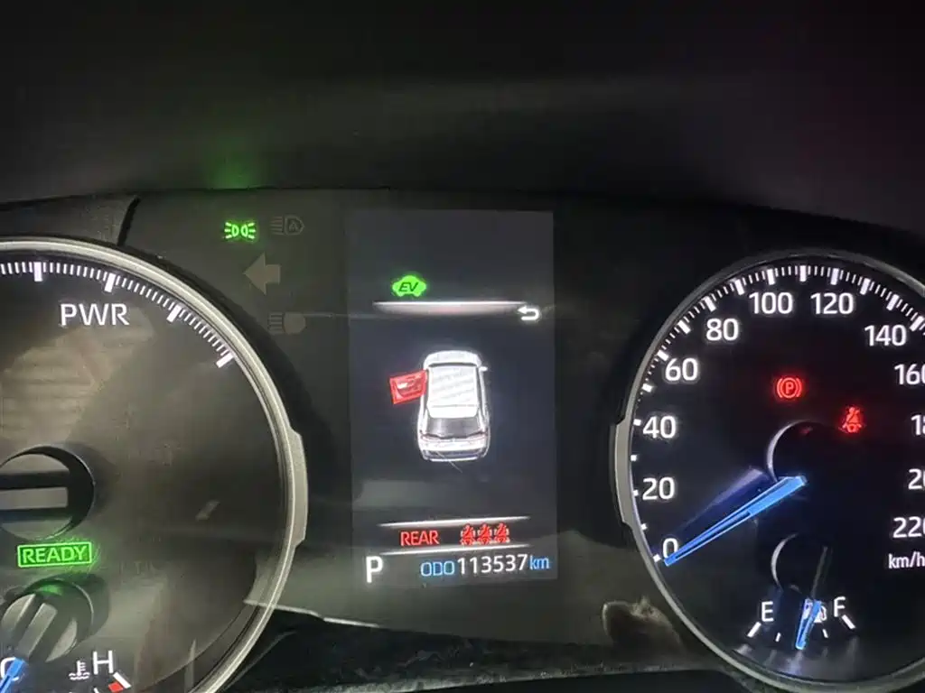 Toyota Wildlander 2020 Dual Engine 2.5L E-CVT FWD Luxury фото 4