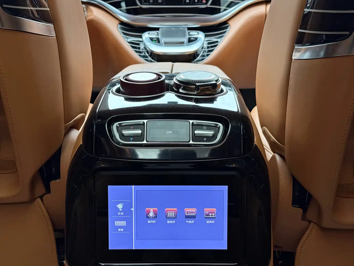 Mercedes-Benz V-Class 2022 V 260 L Long Wheelbase Luxury Edition фото 16
