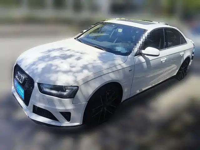 Audi A4L 2013 40 TFSI quattro Personality Sport — фото 1