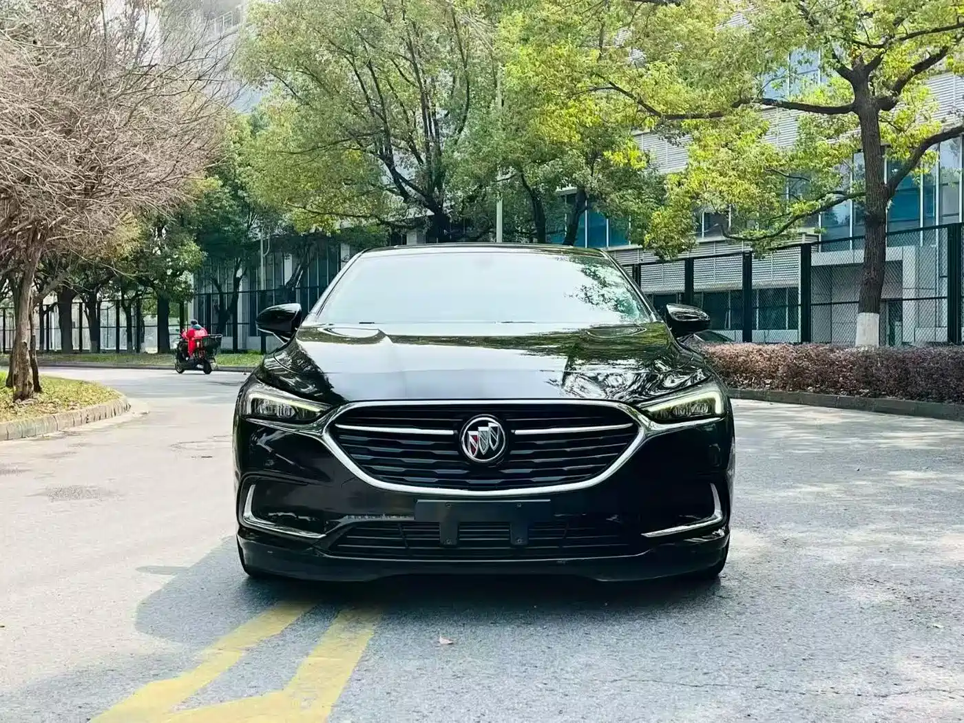 Buick LaCrosse 2021 652T Luxury Edition фото 2