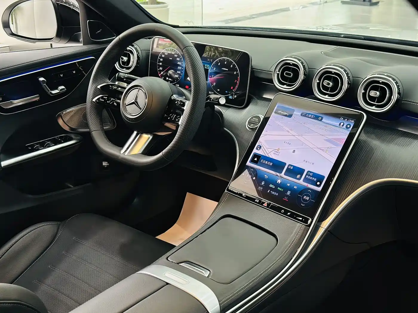 Mercedes-Benz C-Class 2024 C 260 L Night Edition Sport фото 13