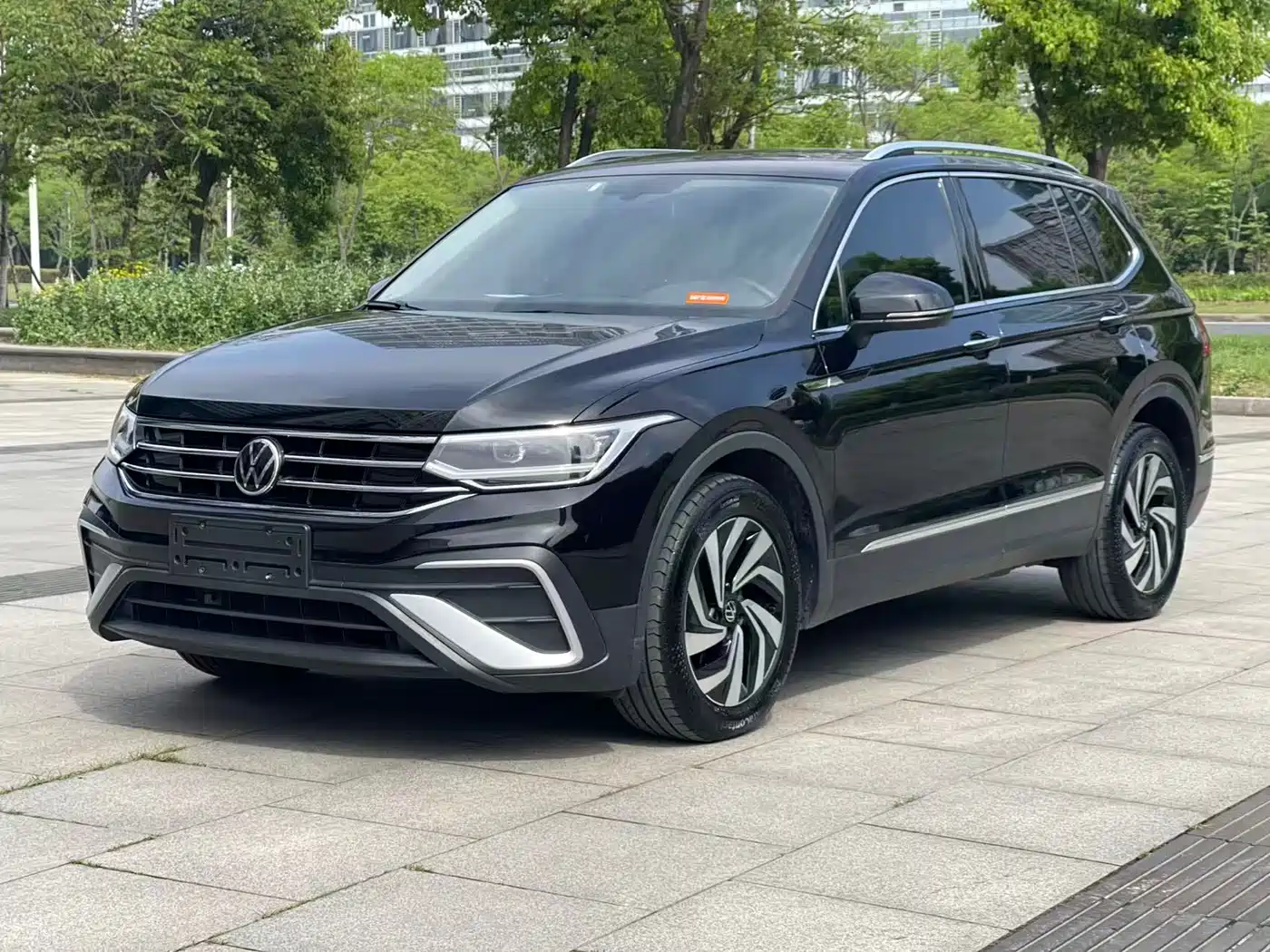 Volkswagen Tiguan L 2022 330TSI Automatic 2WD Smart Edition