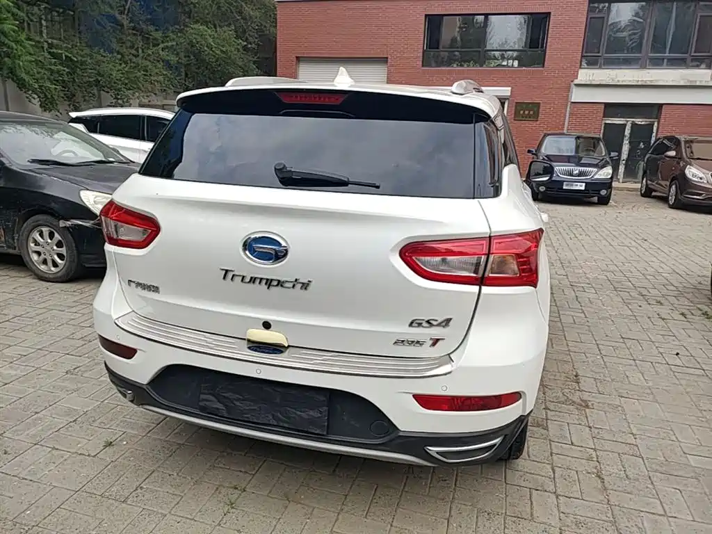 GAC Trumpchi Trumpchi GS4 2017 235T Automatic 2WD Luxury Smart Connected Edition фото 6