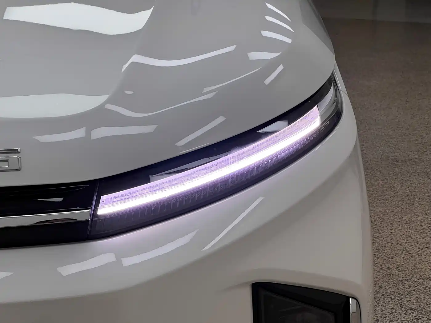 SAIC Maxus Maxus G50 PHEV 2025 Pilot Edition фото 8