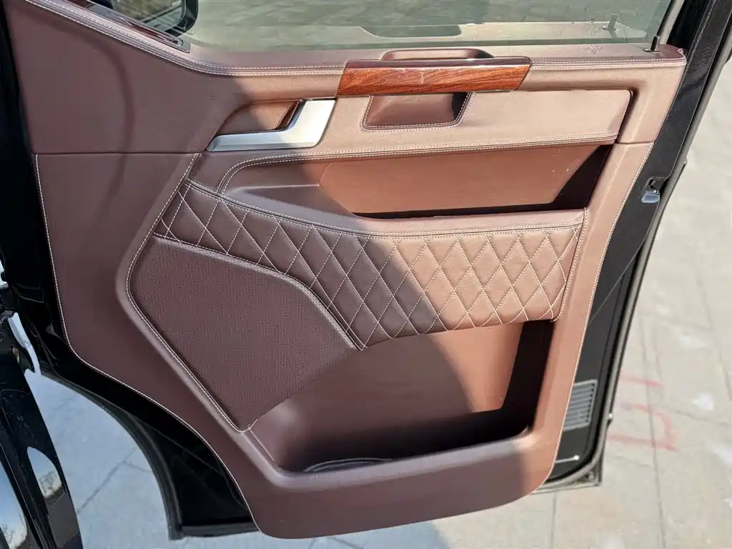 Volkswagen Caravelle 2019 2.0TSI 4WD Luxury 7-seater фото 18