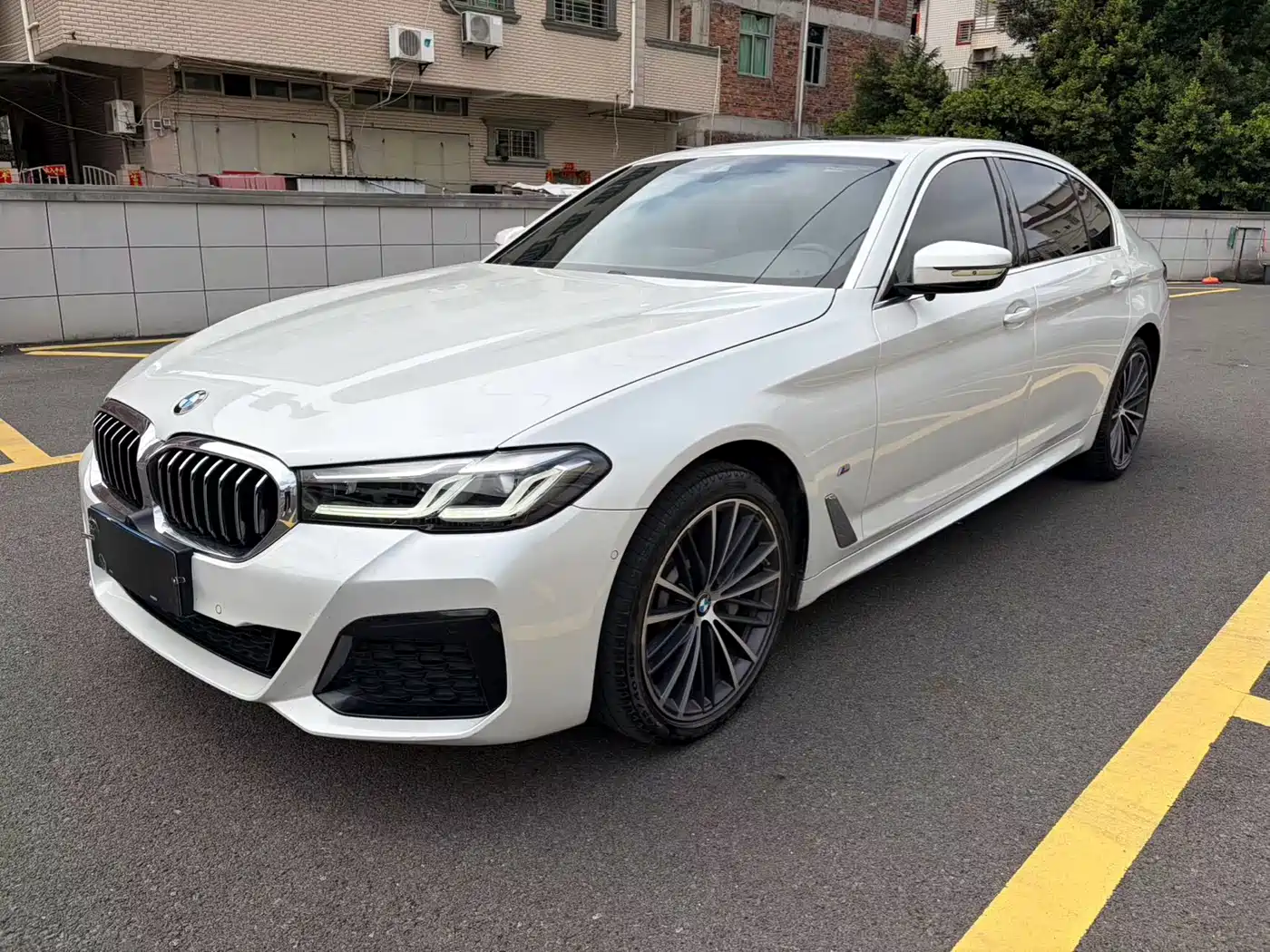 BMW 5 Series 2022 530Li Leading M Sport Package