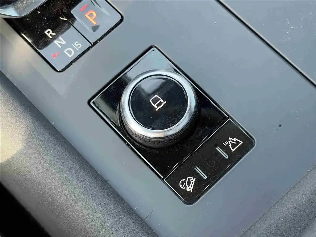 Land Rover Discovery 2024 Model 360PS S фото 15