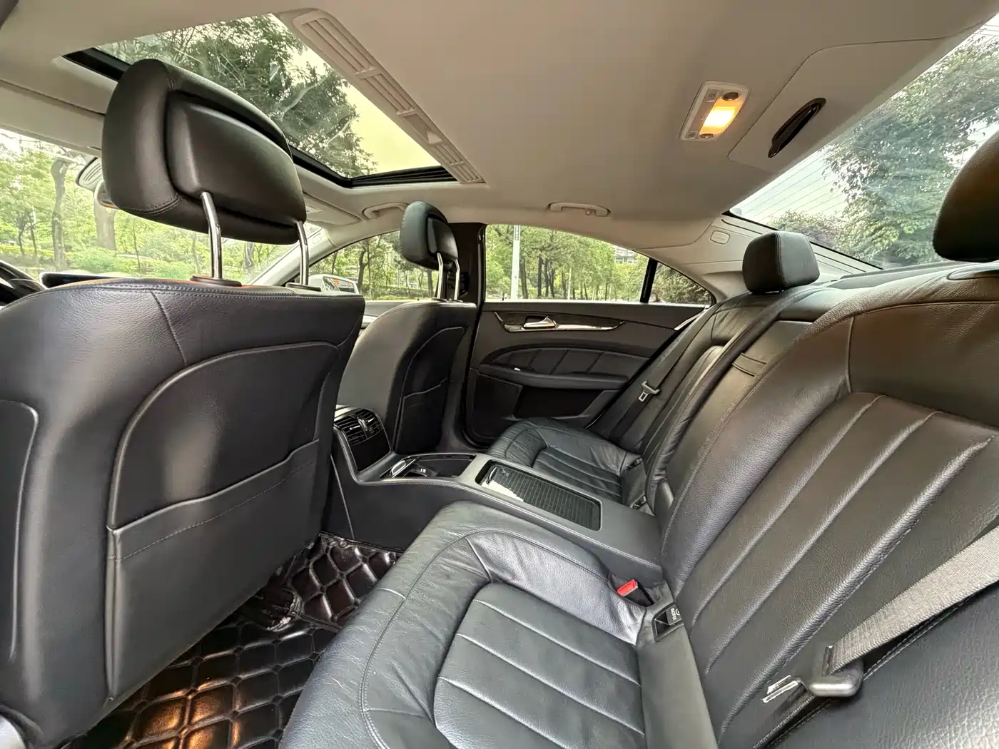 Mercedes-Benz CLS 2015 CLS 320 фото 6
