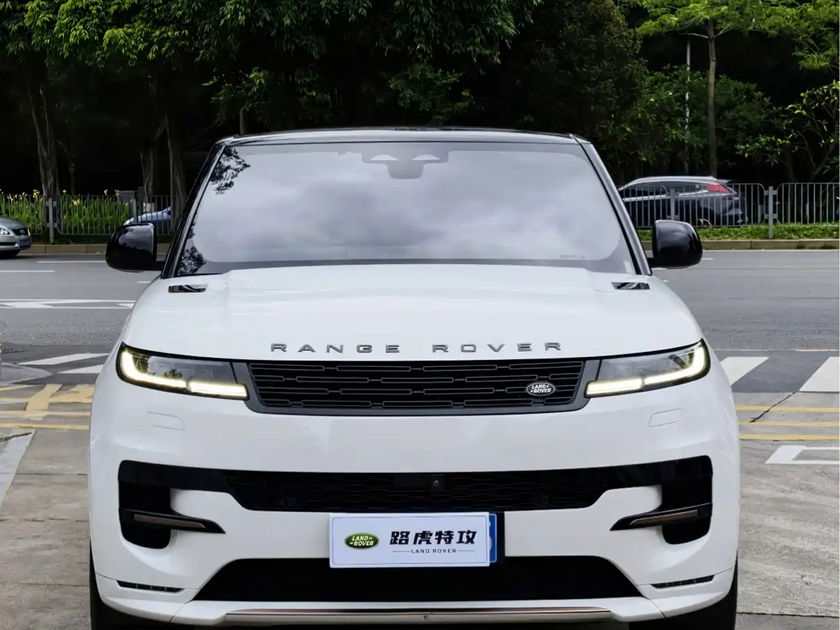 Land Rover Range Rover Sport 2023 400PS Dynamic SE фото 2