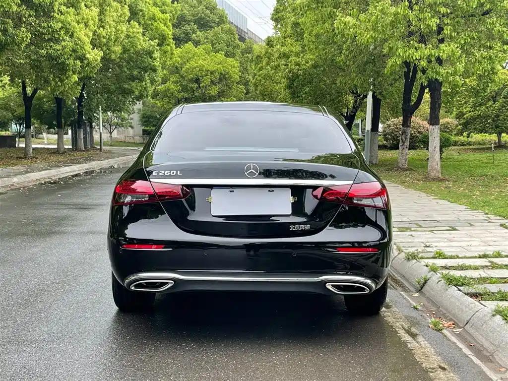 Mercedes-Benz E-Class 2023 Facelift E 260 L фото 6