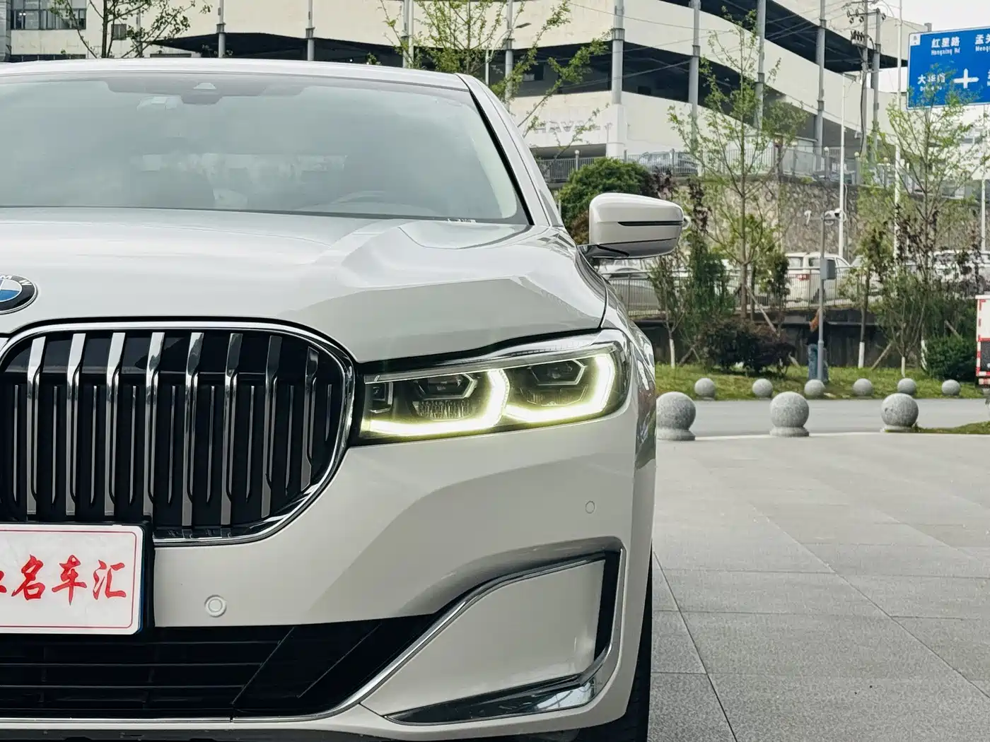 BMW 7 SERIES