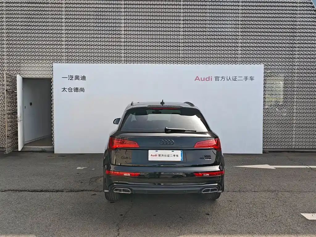Audi Q5L 2024 Model 40 TFSI Luxury Dynamic фото 8