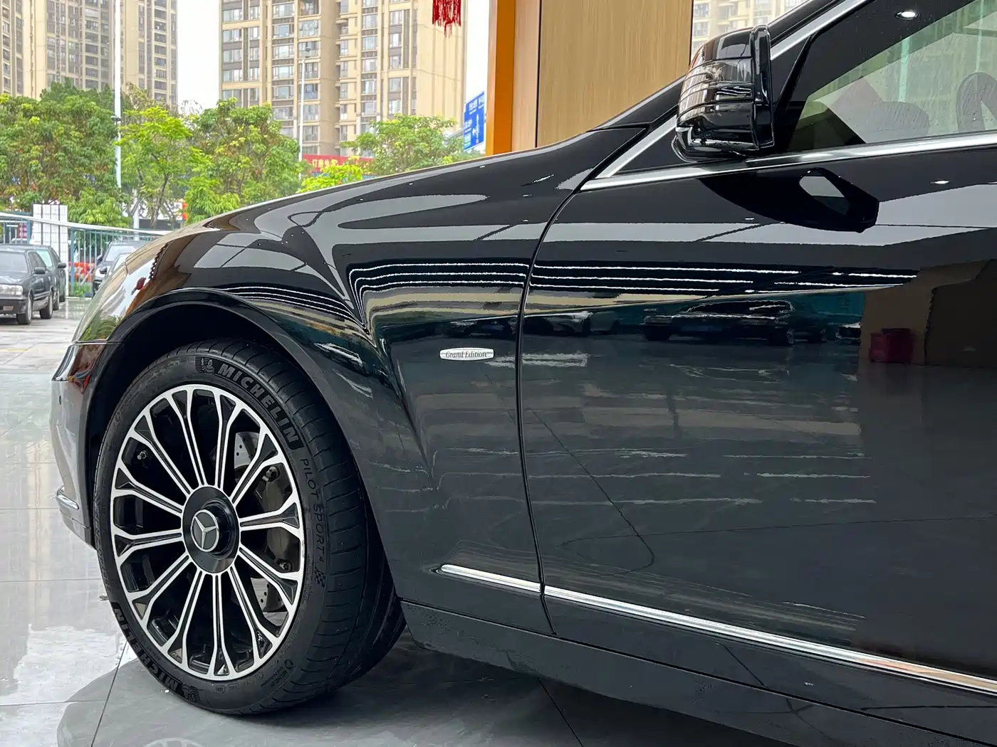 Mercedes-Benz S-Class 2012 S 400 L HYBRID Grand Edition фото 17