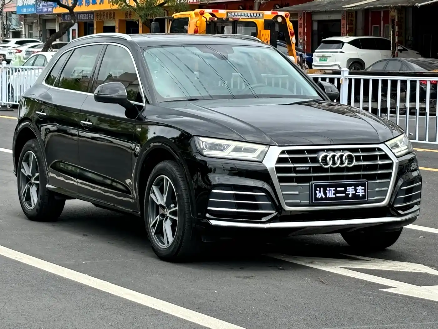 Audi Q5L 2020 40 TFSI Prestige Fashion фото 3