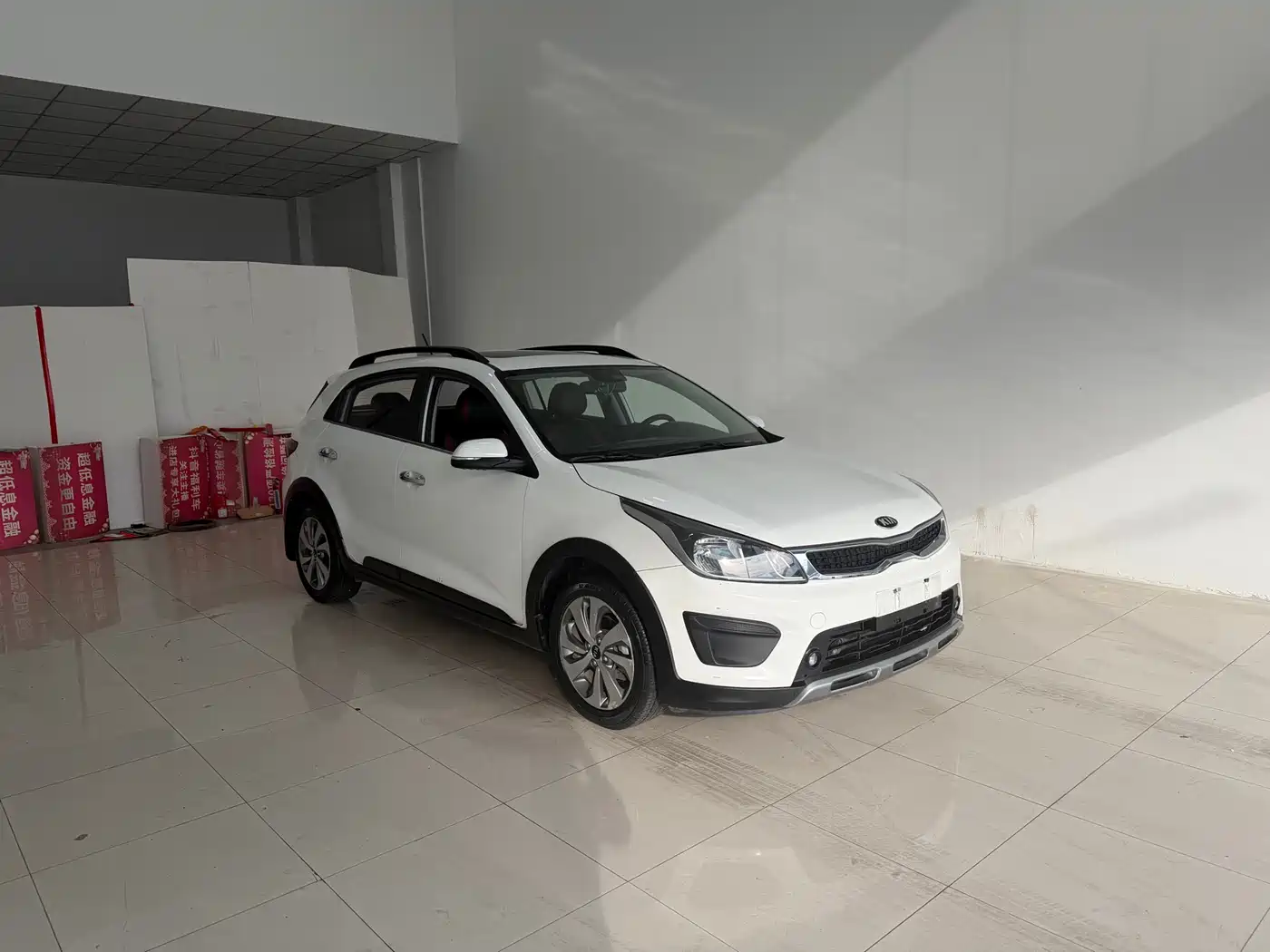 Kia KX CROSS 2017 1.4L AT GLS фото 3