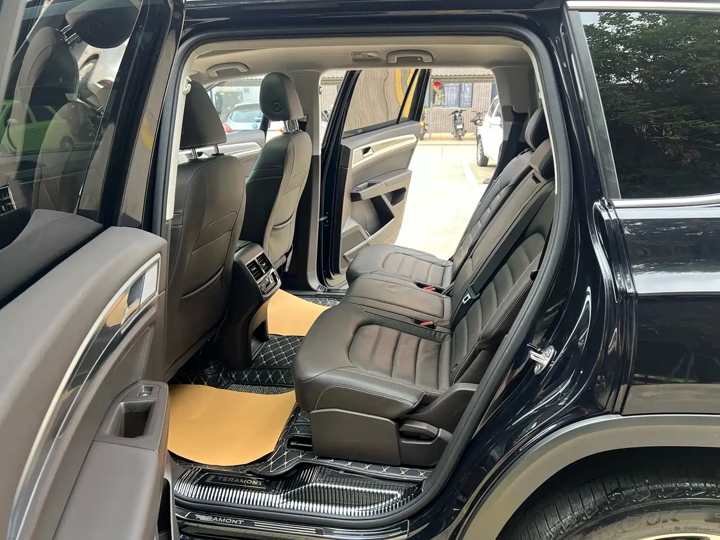 Volkswagen Teramont 2019 380TSI 4WD Luxury Edition China VI фото 8