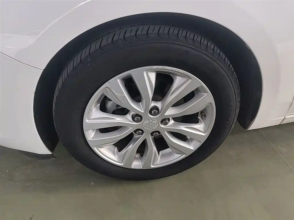 Buick Excelle 2021 Exemplar 1.5L Auto Elite фото 23