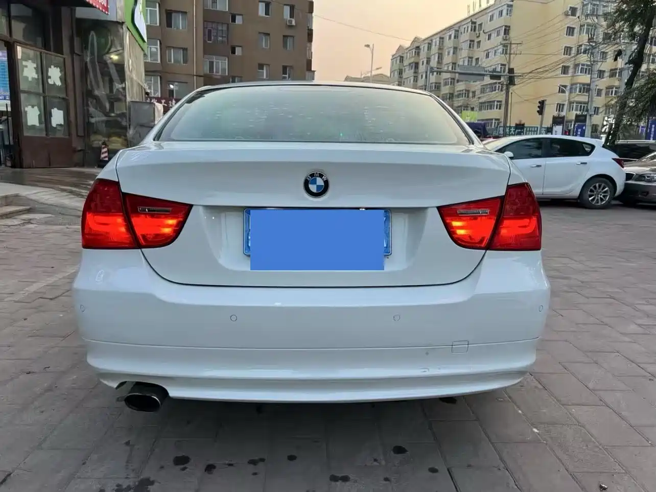BMW 3 Series (Import) 2012 318i Leading фото 5