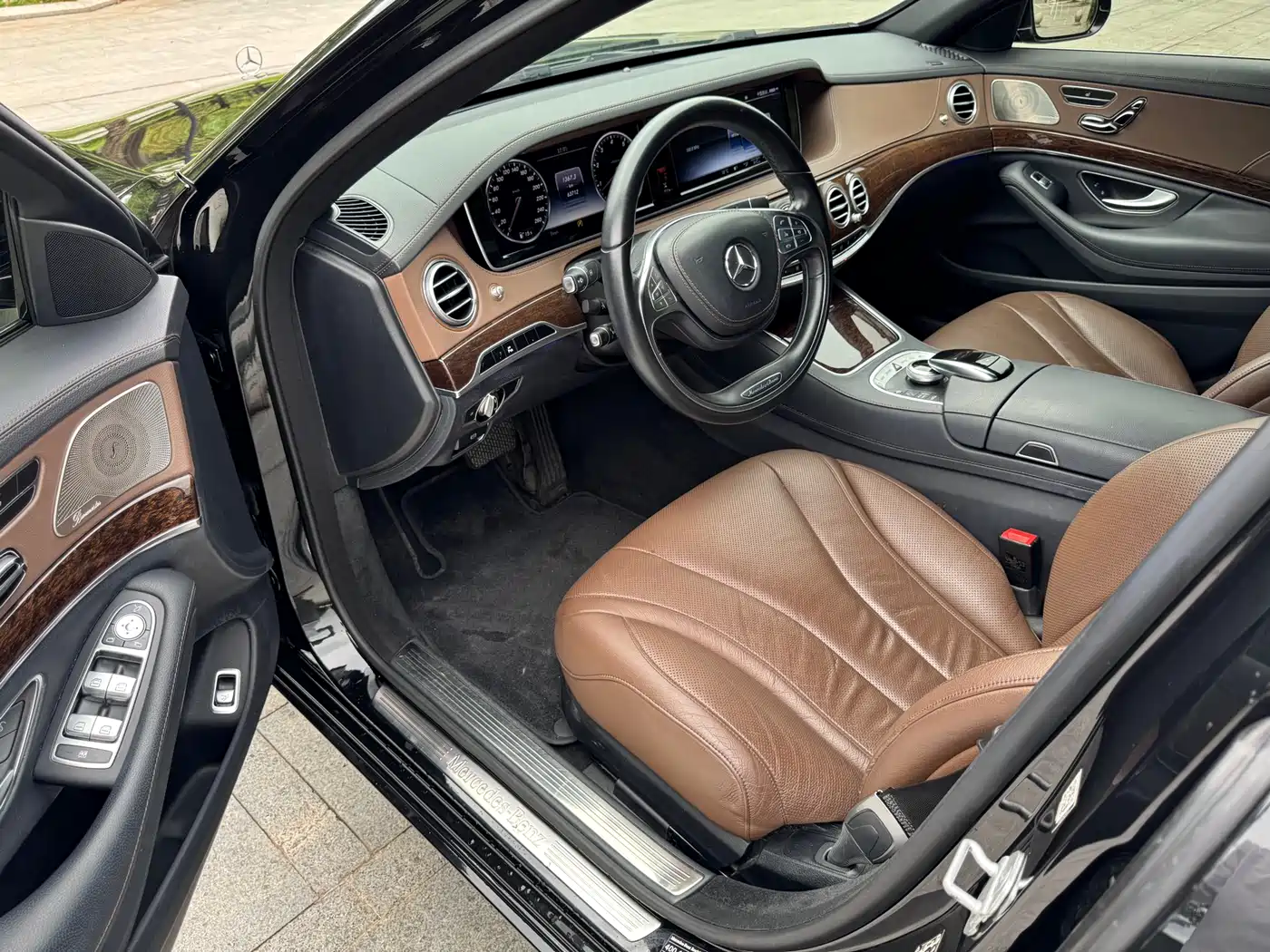 Mercedes-Benz S-Class 2017 S 320 L Business Upgrade Edition фото 10