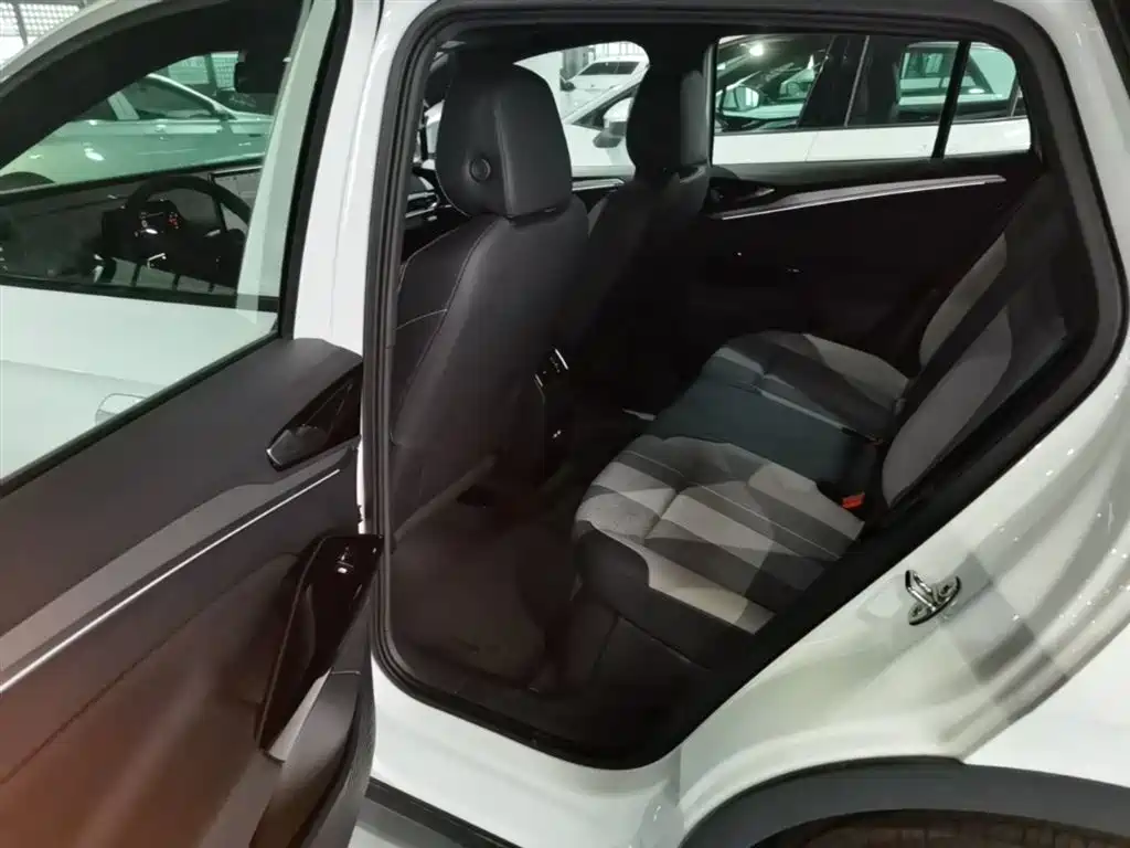 Volkswagen ID.4 CROZZ 2025 Pure Enjoyment Edition фото 17