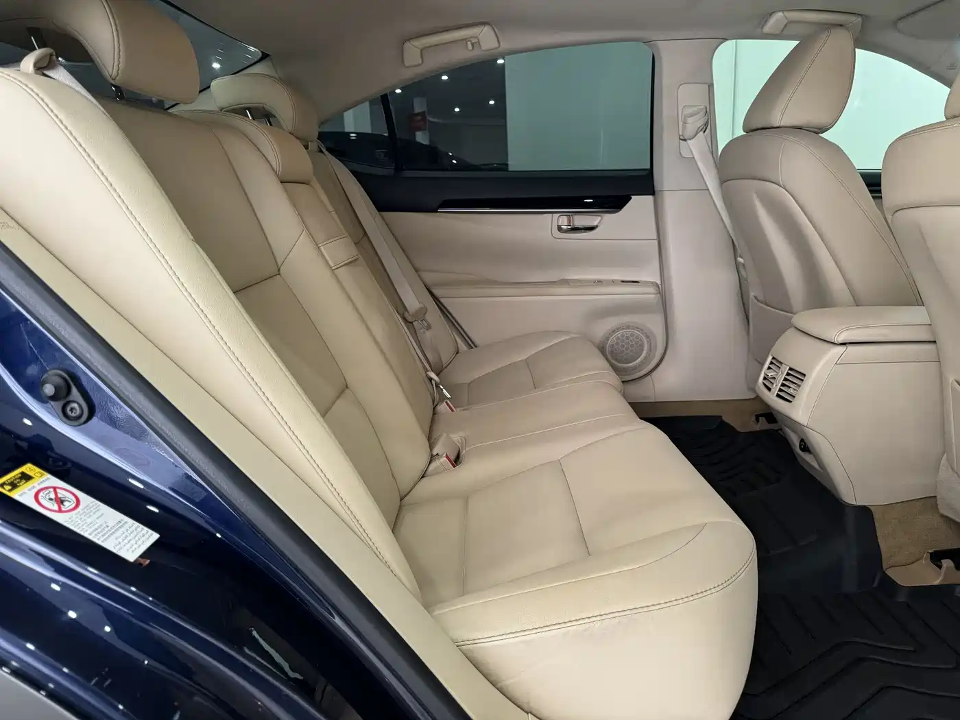 Lexus ES 2013 250 Elite Edition фото 6