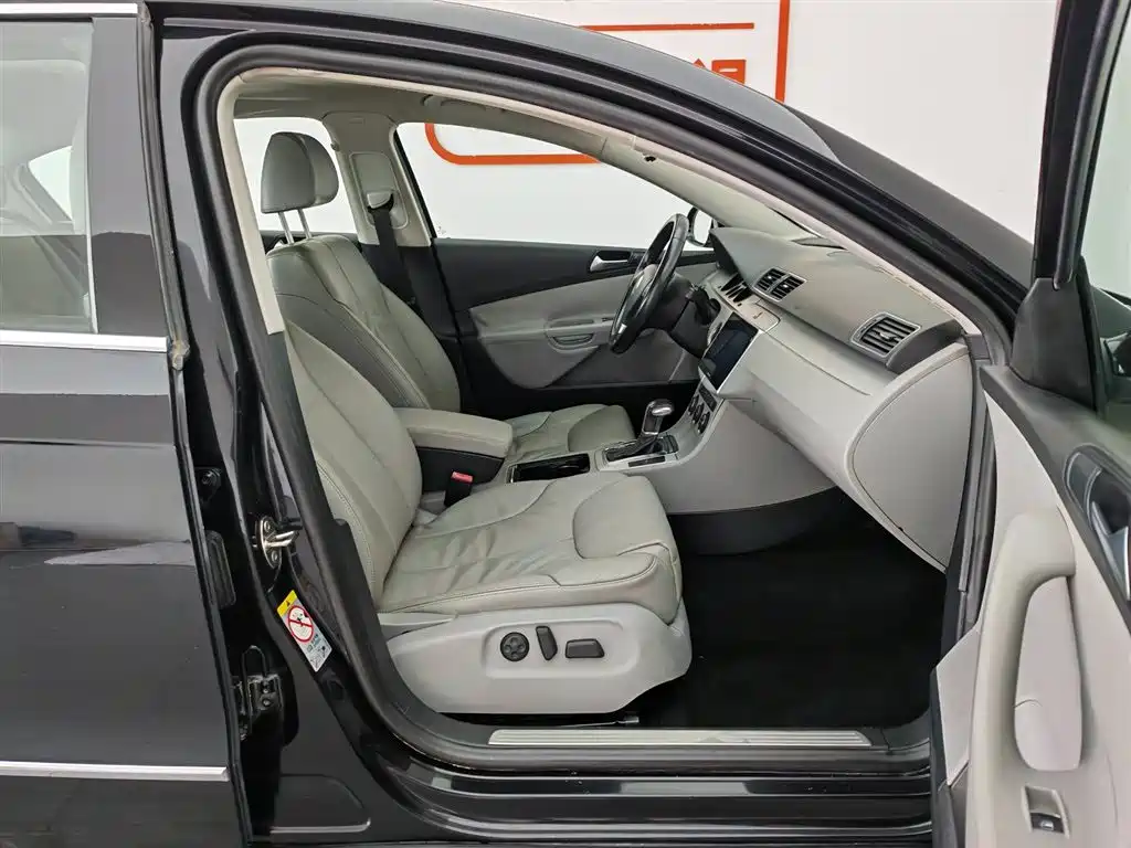 Volkswagen Magotan 2011 1.8TSI DSG Comfort фото 23