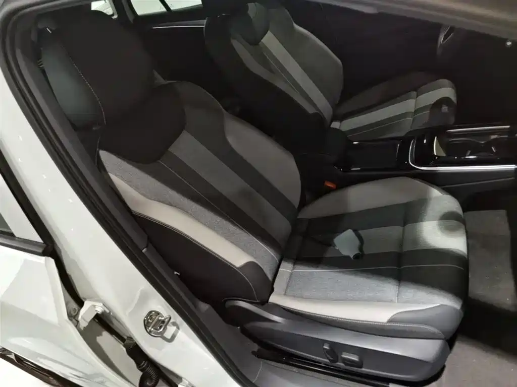 Volkswagen ID.4 CROZZ 2025 Pure Enjoyment Edition фото 25