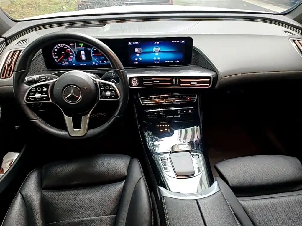 Mercedes-Benz EQC 2022 EQC 400 4MATIC фото 10