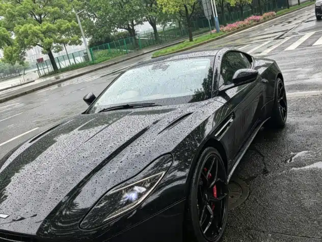 Aston Martin DB11 2018 2019 Model 4.0T V8 Coupe