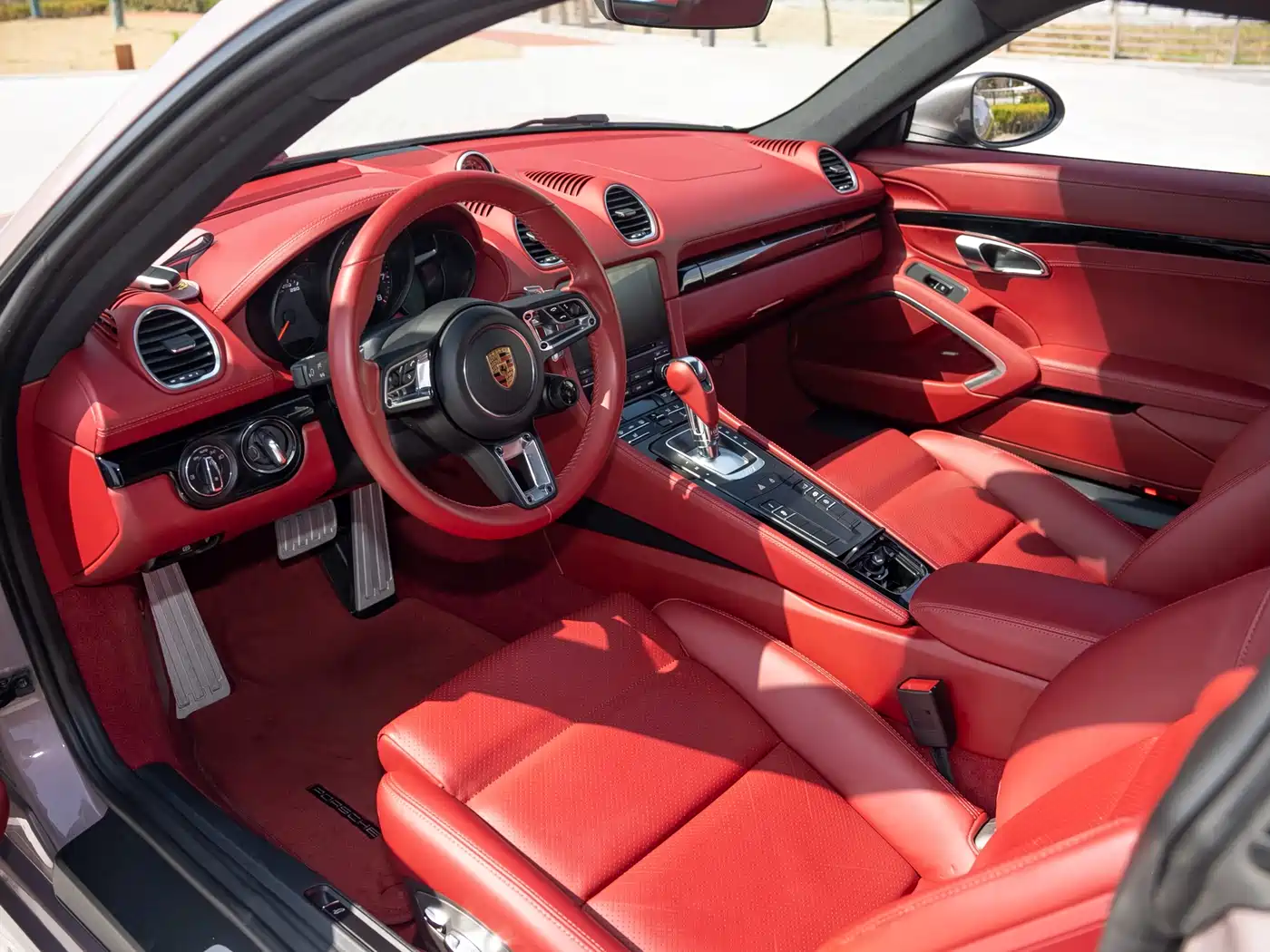 Porsche 718 2022 Cayman T 2.0T фото 13