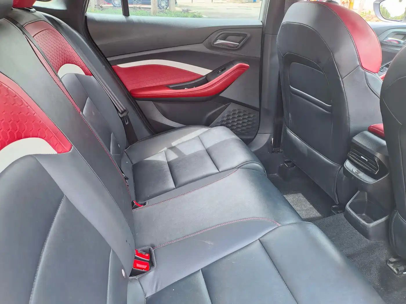 Фото 6 - MG MG5