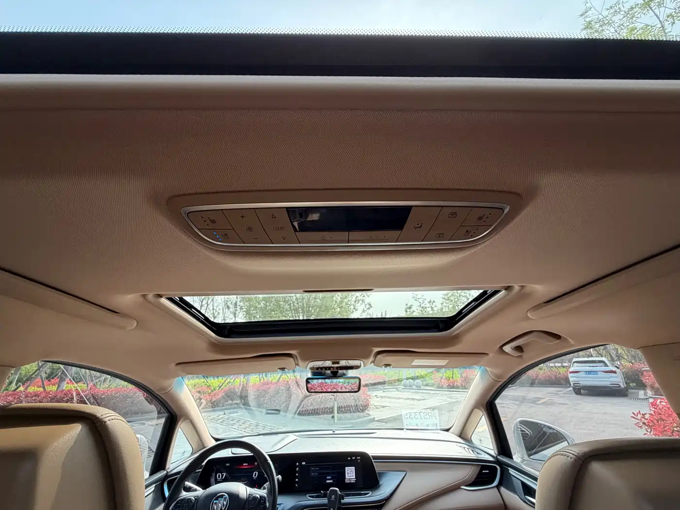 Buick GL8 2021 ES Landlord 653T Flagship фото 24