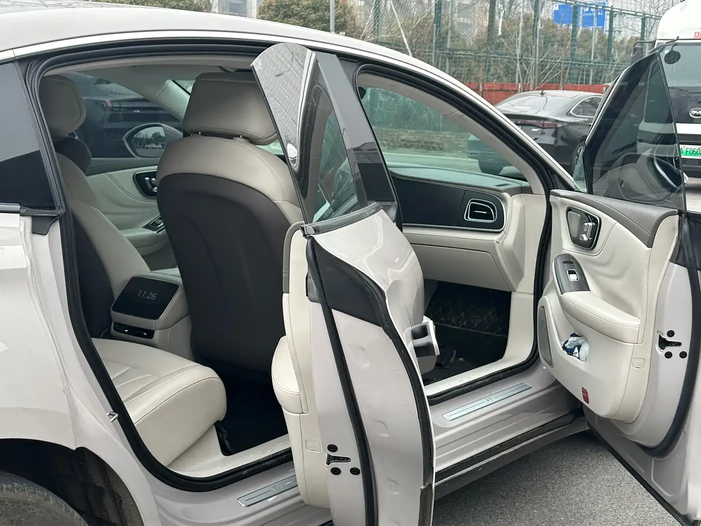 RISING AUTO FEIFAN F7